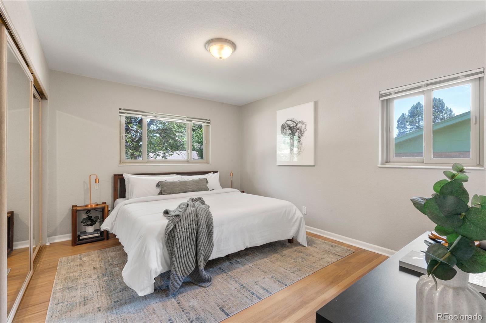 MLS Image #10 for 2963 s vrain street,denver, Colorado