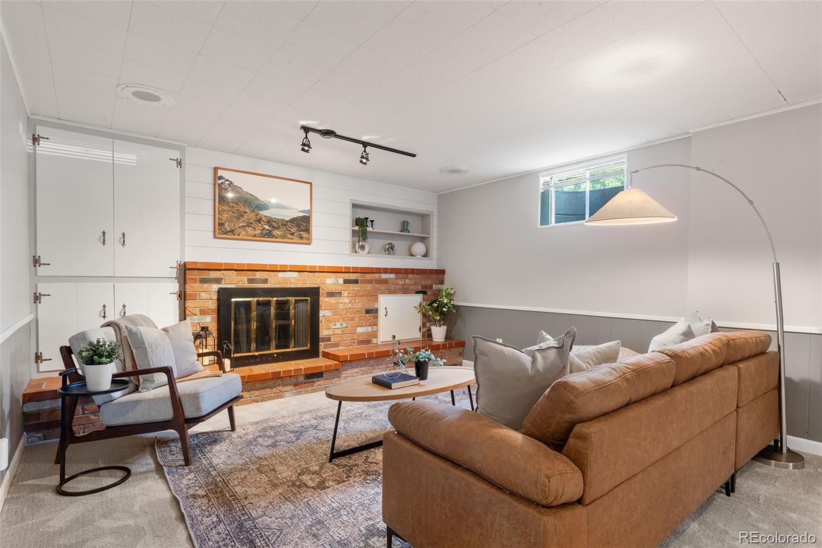 MLS Image #15 for 2963 s vrain street,denver, Colorado