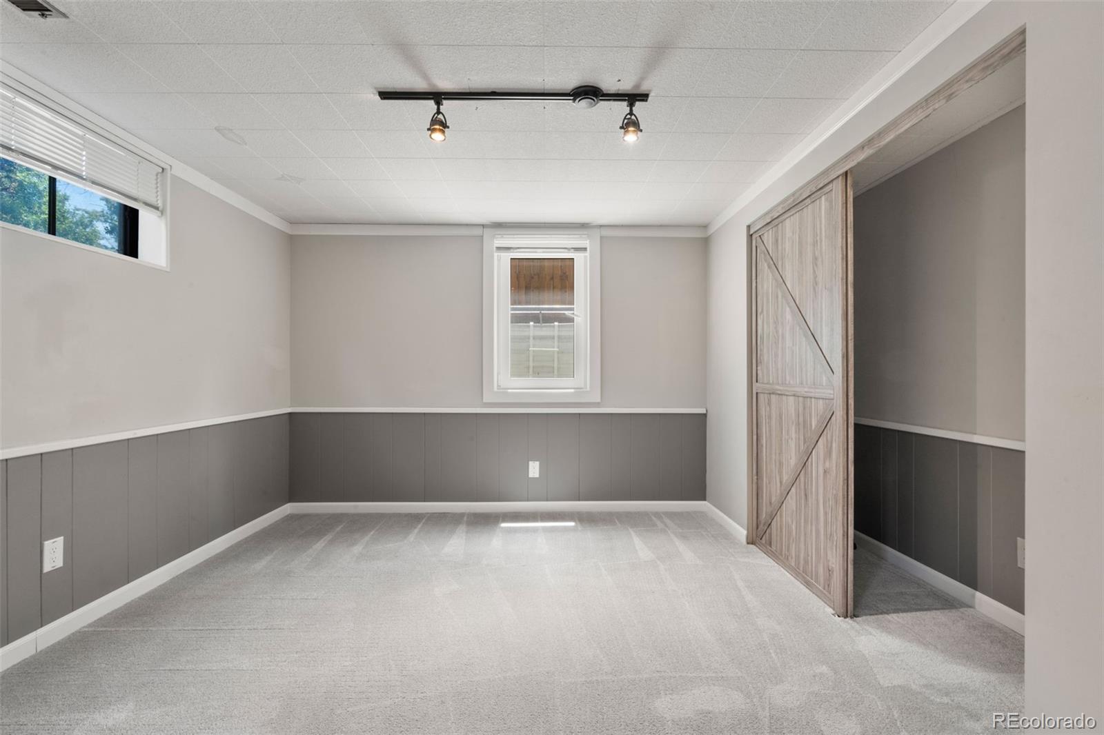 MLS Image #17 for 2963 s vrain street,denver, Colorado