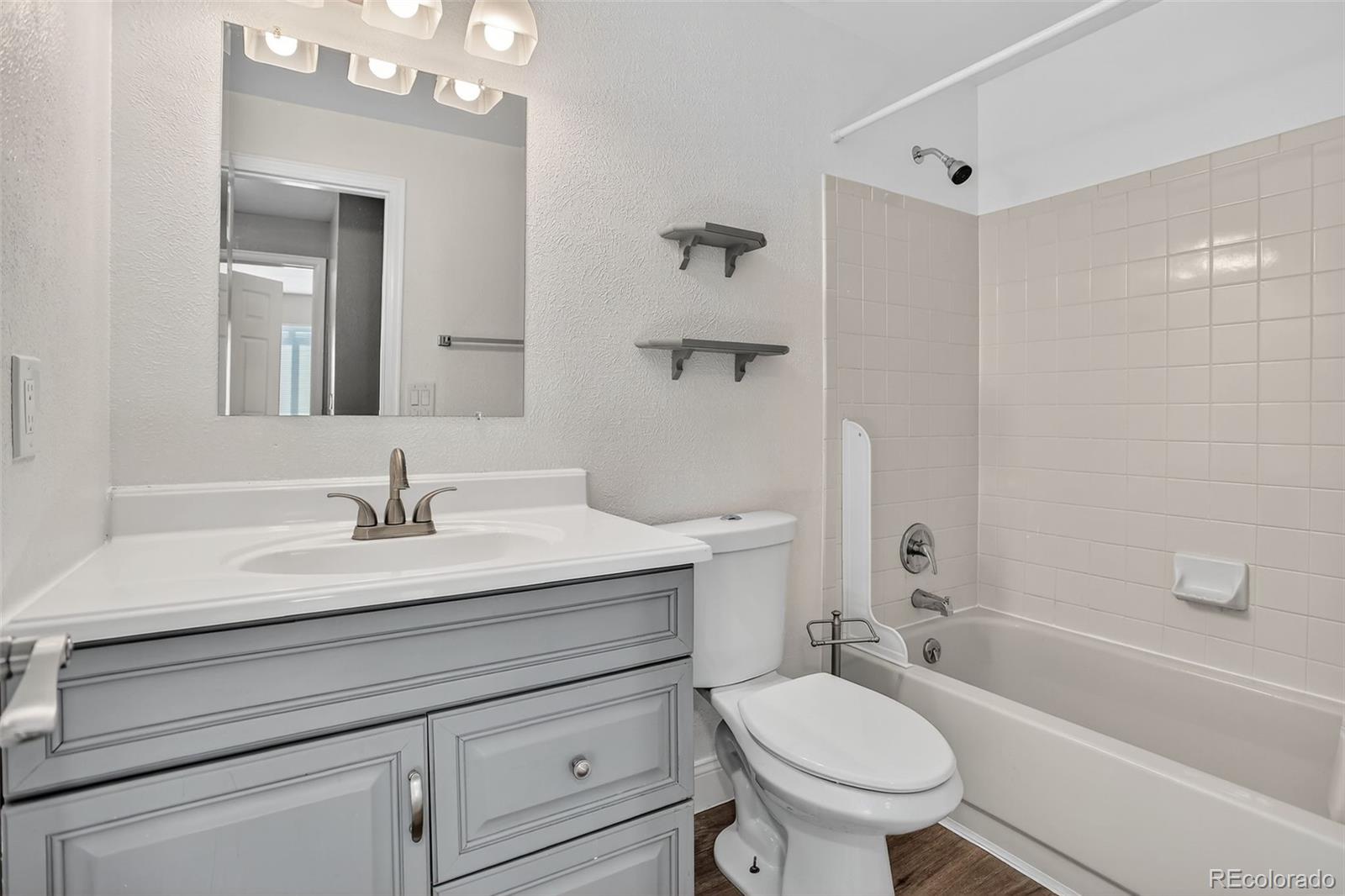MLS Image #13 for 6034 s parfet street,littleton, Colorado