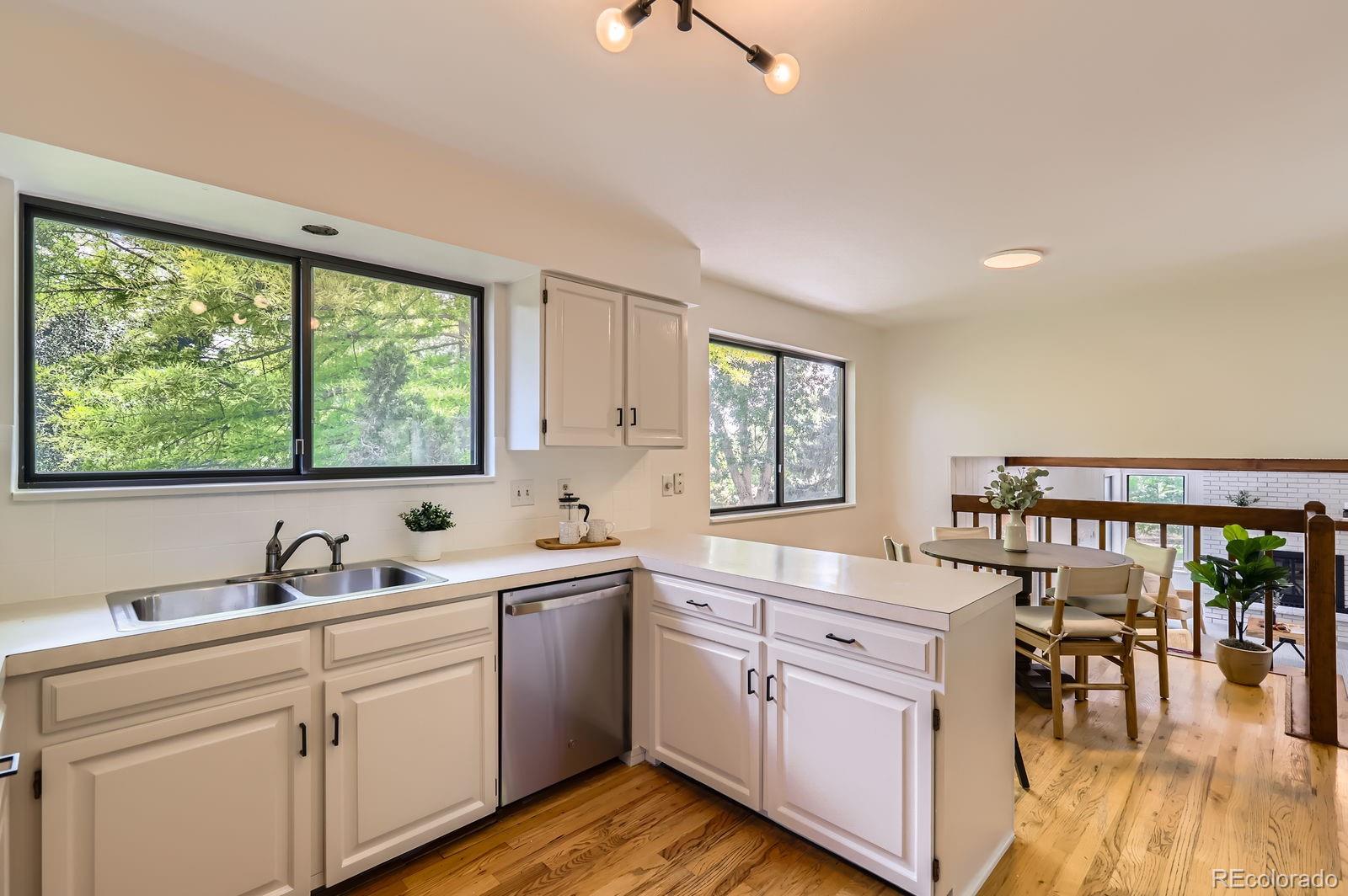 MLS Image #10 for 1005 e 5th avenue,longmont, Colorado