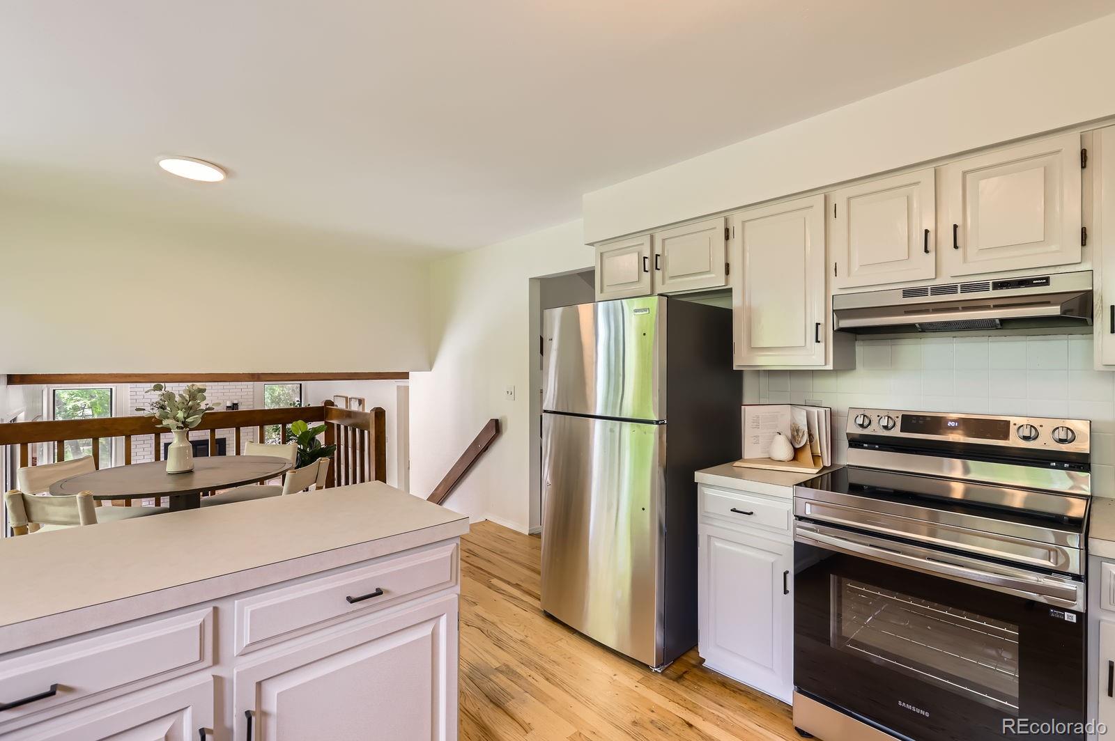 MLS Image #11 for 1005 e 5th avenue,longmont, Colorado