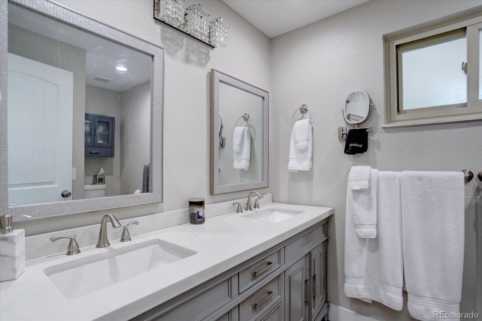MLS Image #15 for 7427 s ames court,littleton, Colorado