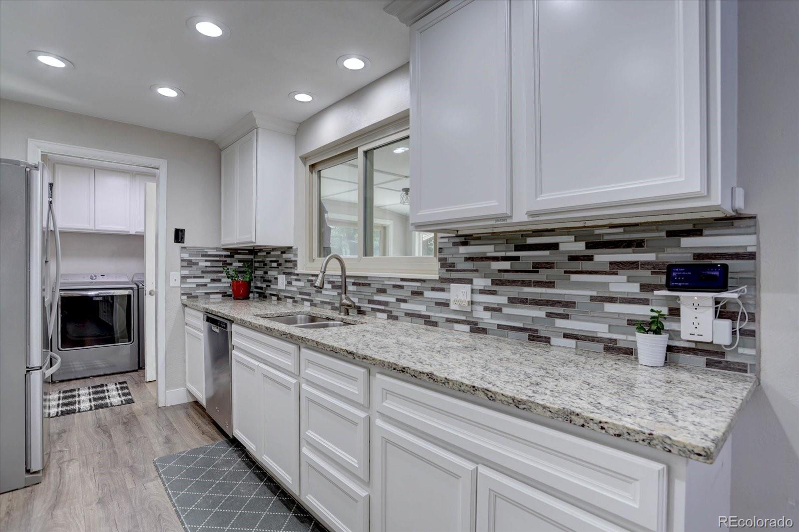 MLS Image #6 for 7427 s ames court,littleton, Colorado