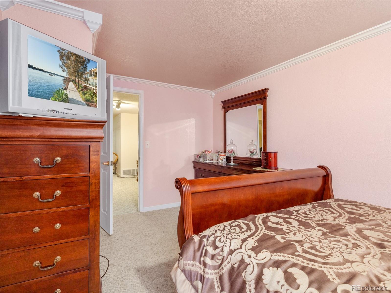 MLS Image #28 for 192 s golfview drive,pueblo, Colorado