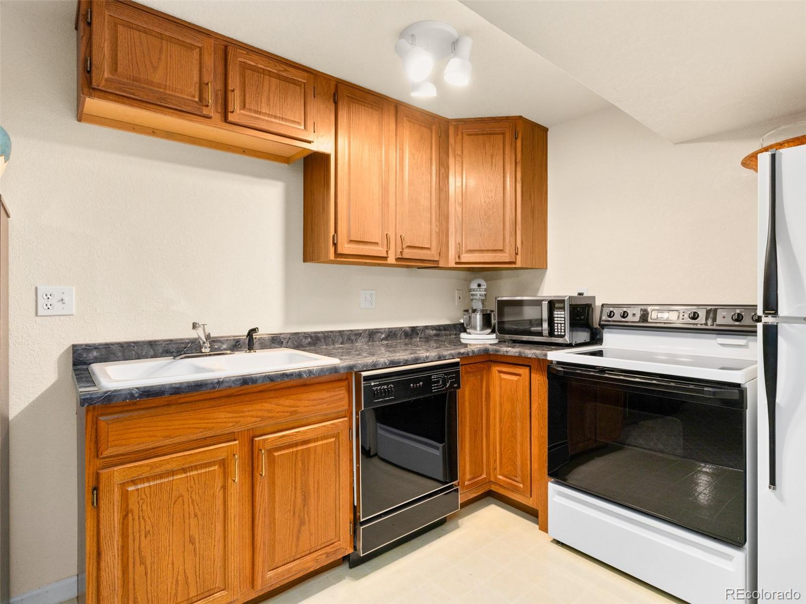 MLS Image #34 for 192 s golfview drive,pueblo, Colorado