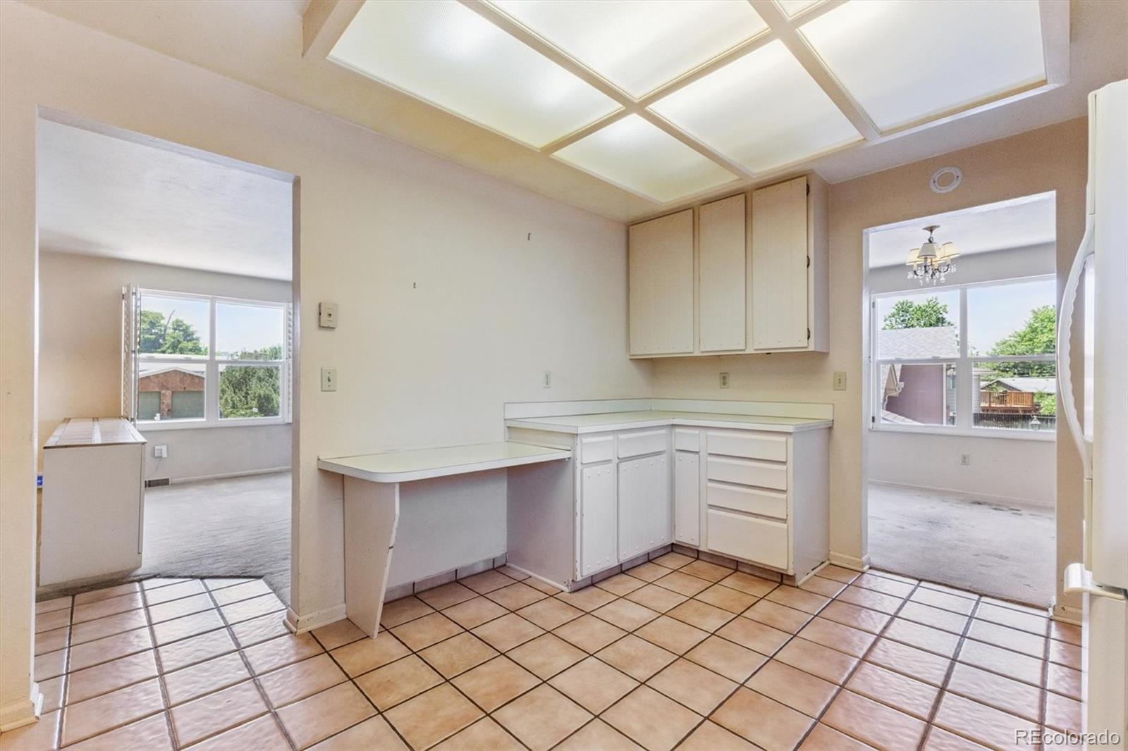 MLS Image #10 for 11815 e louisiana avenue,aurora, Colorado