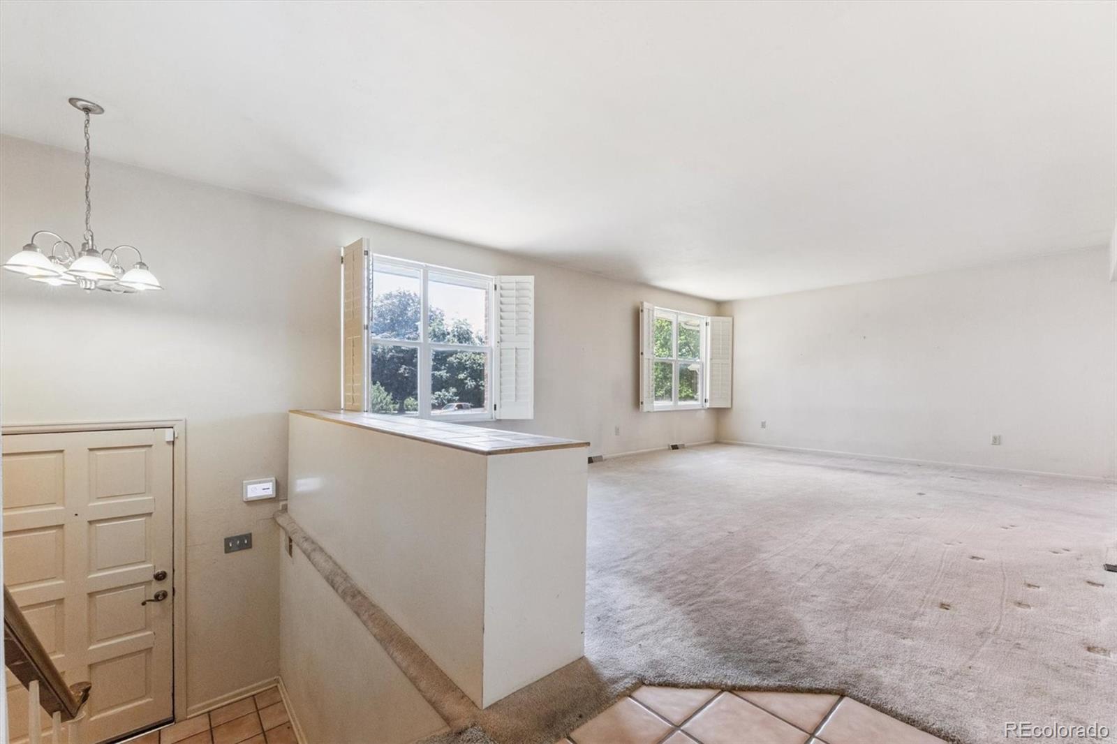 MLS Image #11 for 11815 e louisiana avenue,aurora, Colorado