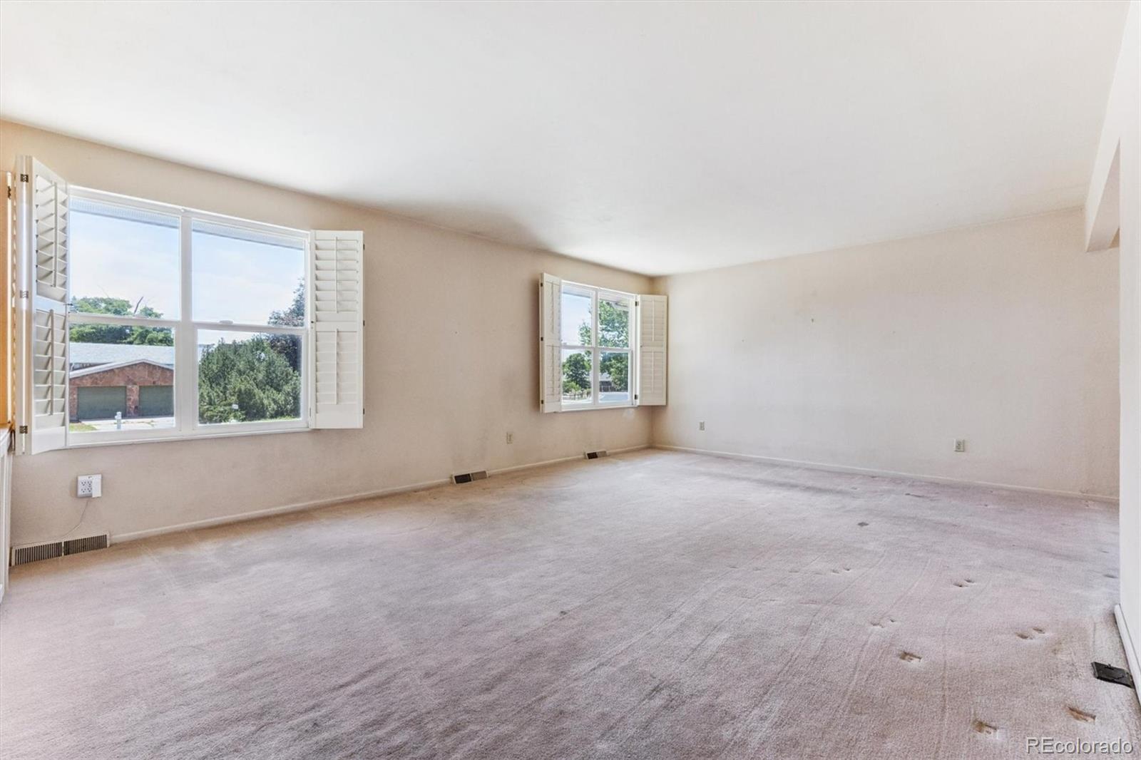 MLS Image #13 for 11815 e louisiana avenue,aurora, Colorado