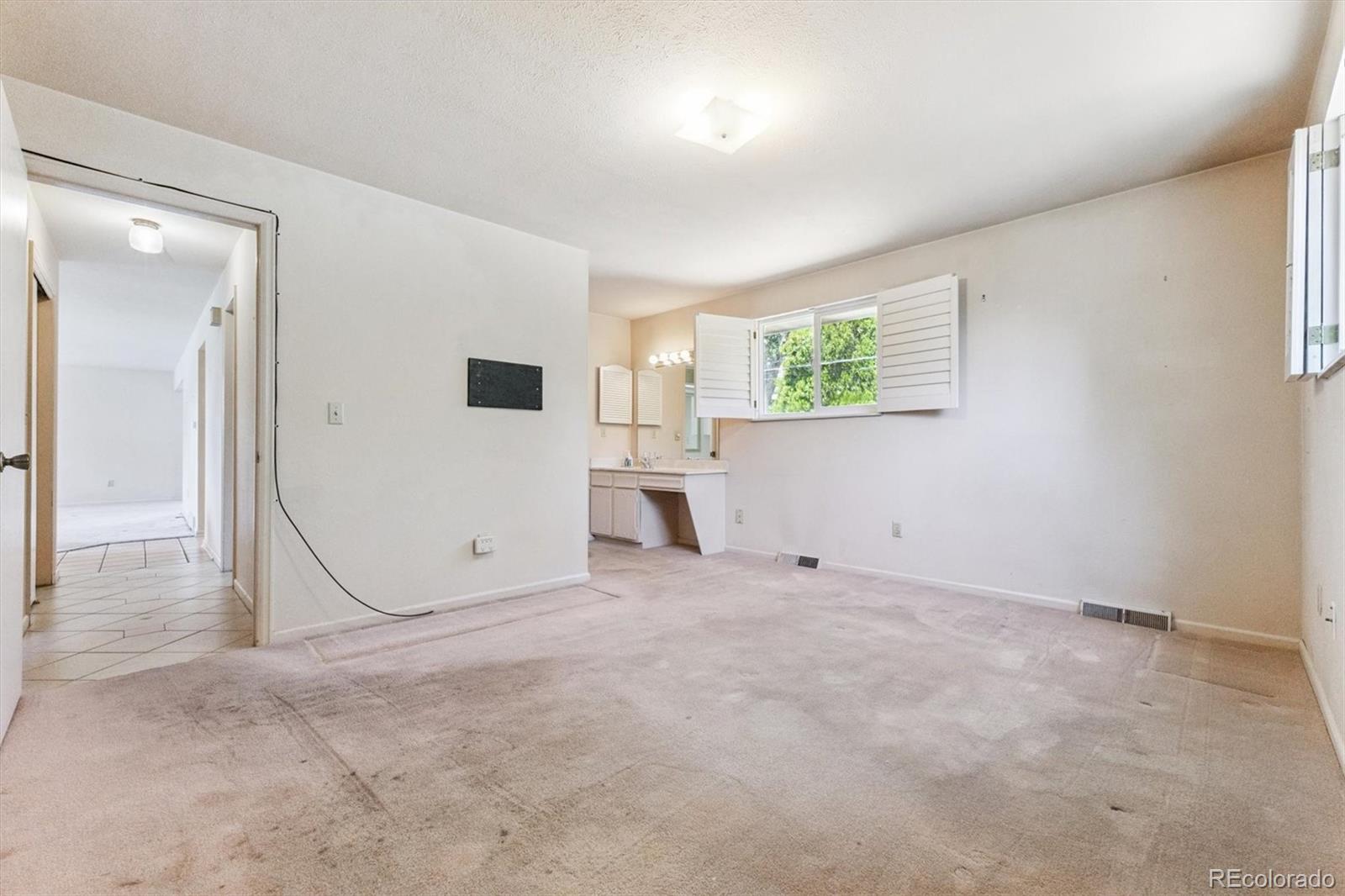 MLS Image #18 for 11815 e louisiana avenue,aurora, Colorado