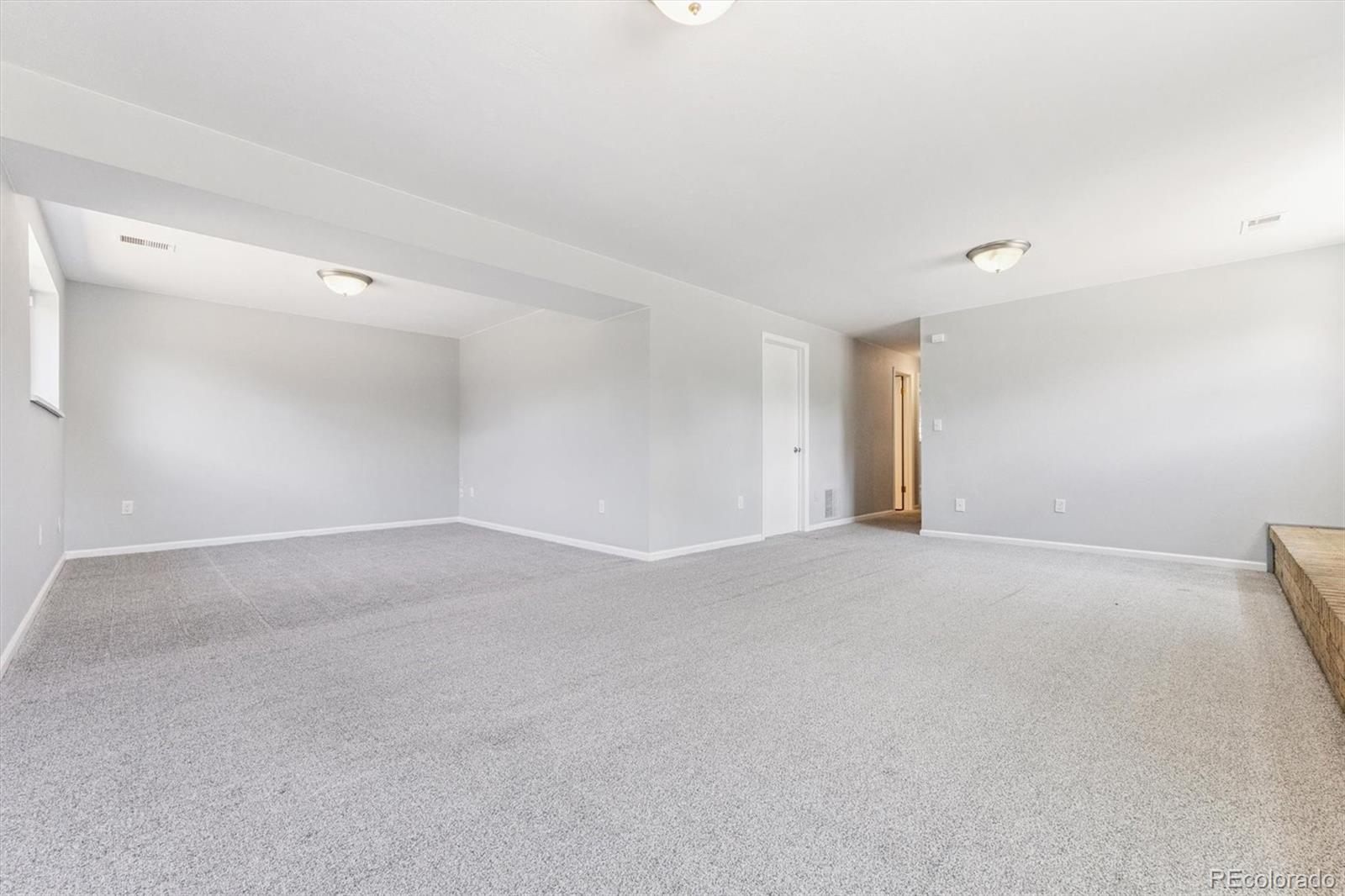 MLS Image #3 for 11815 e louisiana avenue,aurora, Colorado