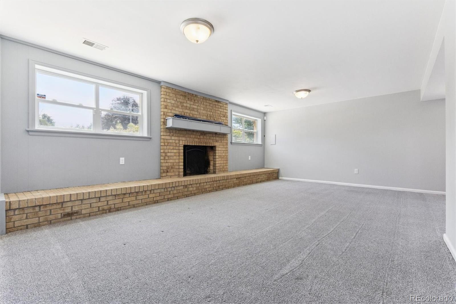 MLS Image #4 for 11815 e louisiana avenue,aurora, Colorado