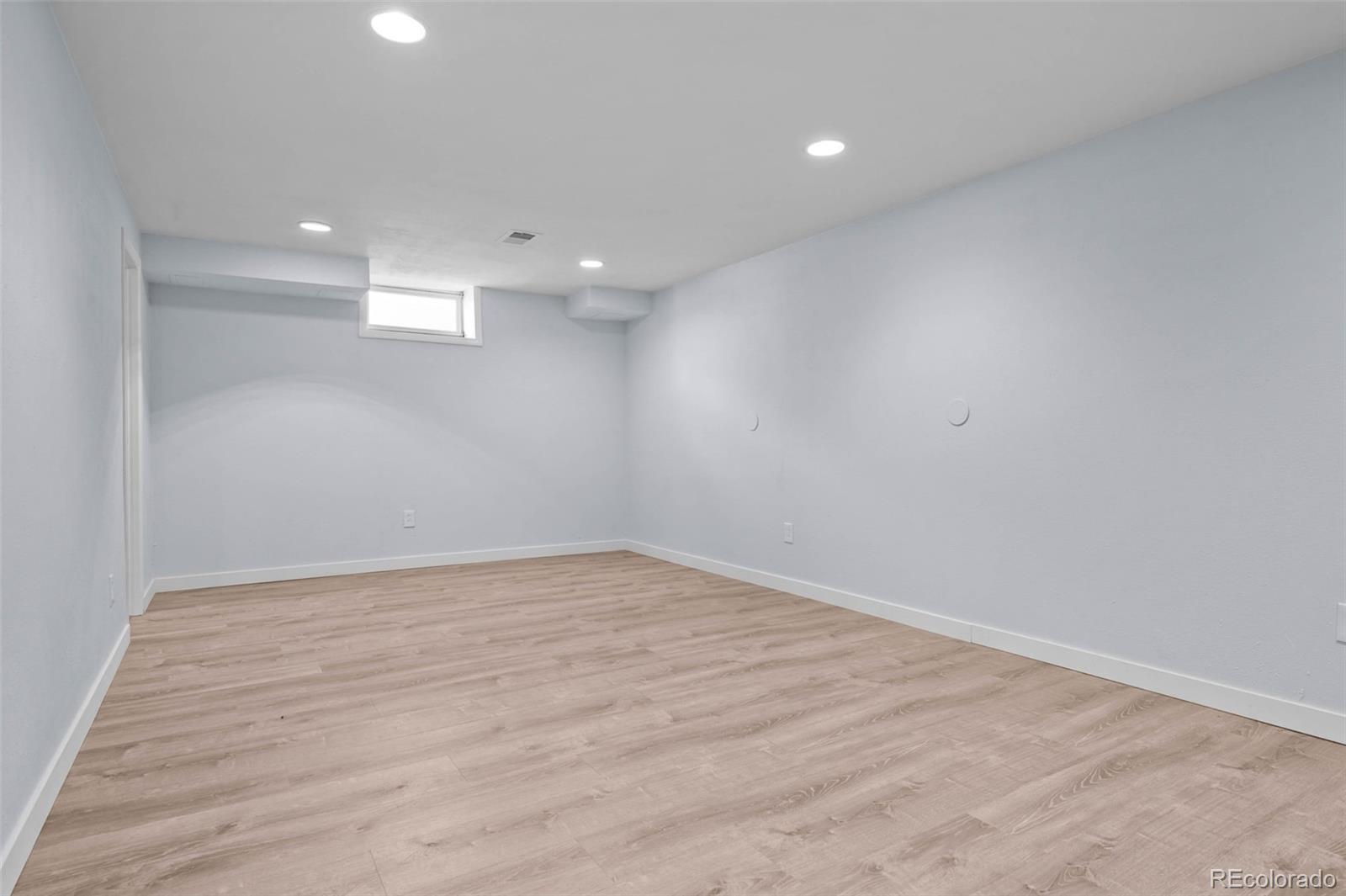 MLS Image #20 for 6749 s foresthill street,littleton, Colorado