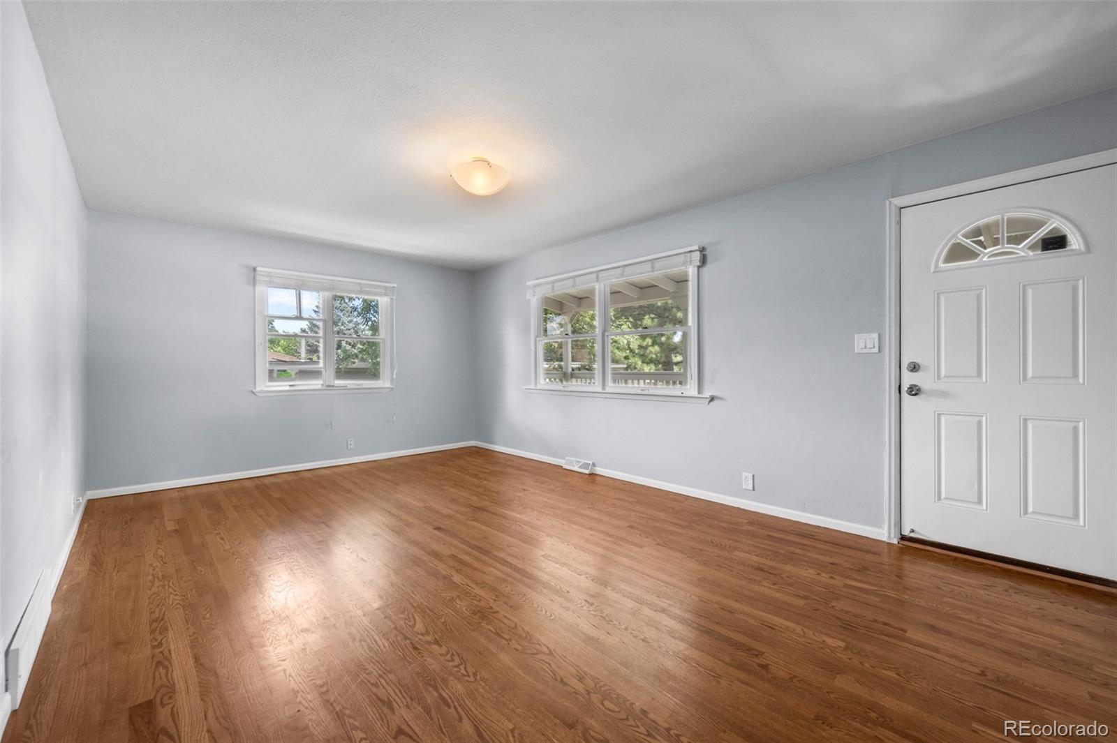 MLS Image #5 for 6749 s foresthill street,littleton, Colorado