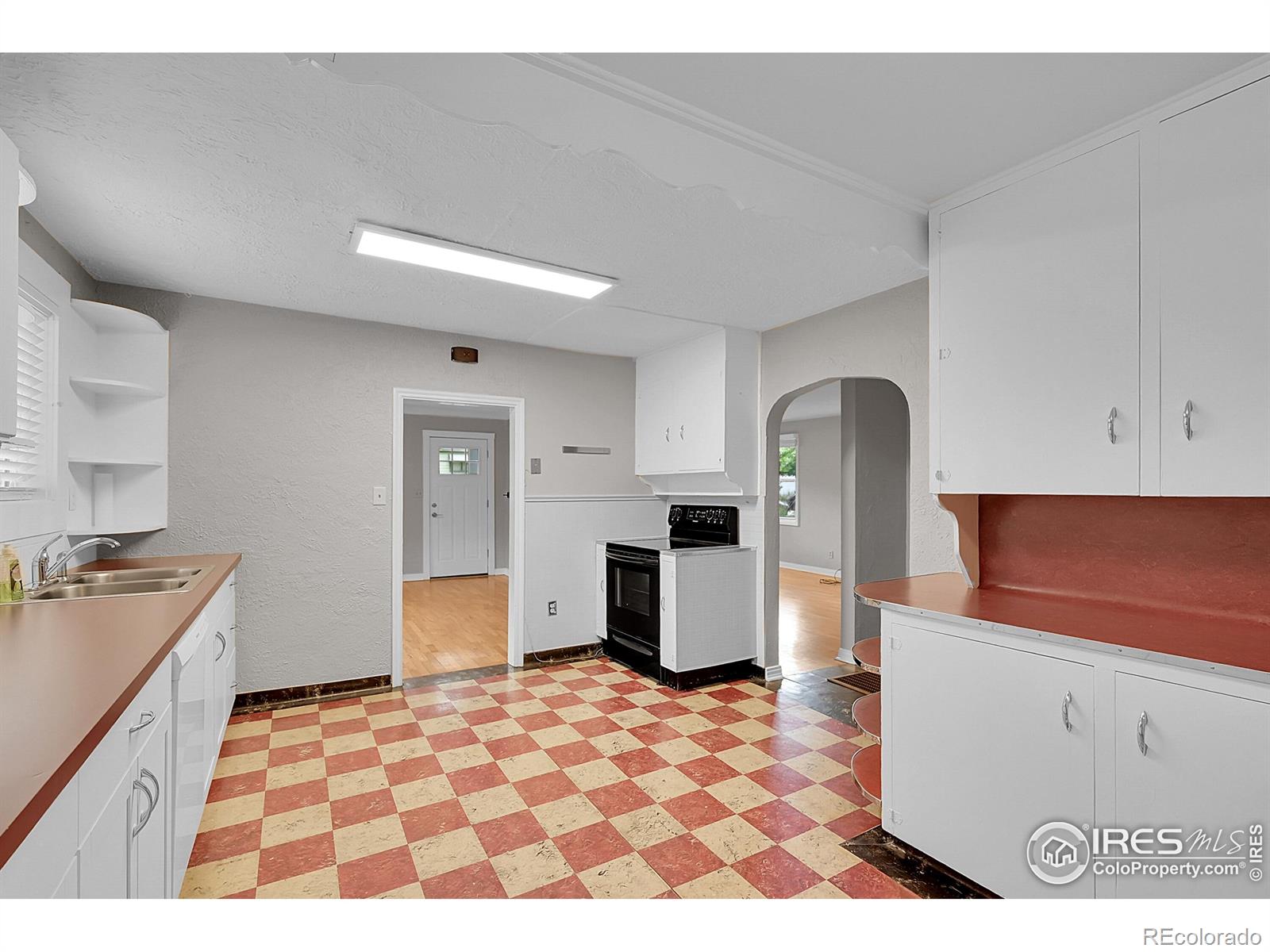 MLS Image #11 for 746  sumner street,longmont, Colorado