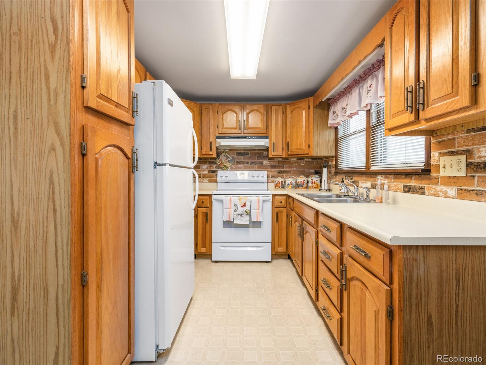 MLS Image #9 for 605  cherry lane,pueblo, Colorado