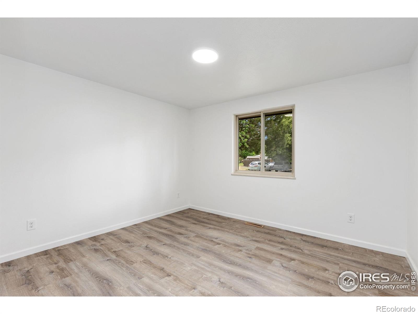 MLS Image #15 for 530  mount evans street,longmont, Colorado
