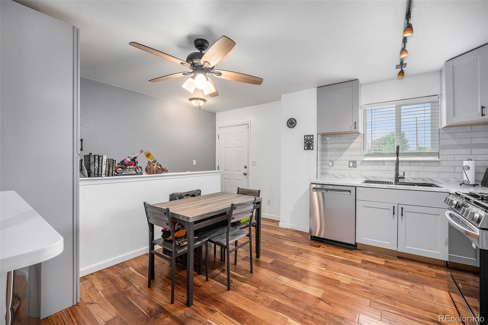 MLS Image #8 for 6189  zenobia court,arvada, Colorado