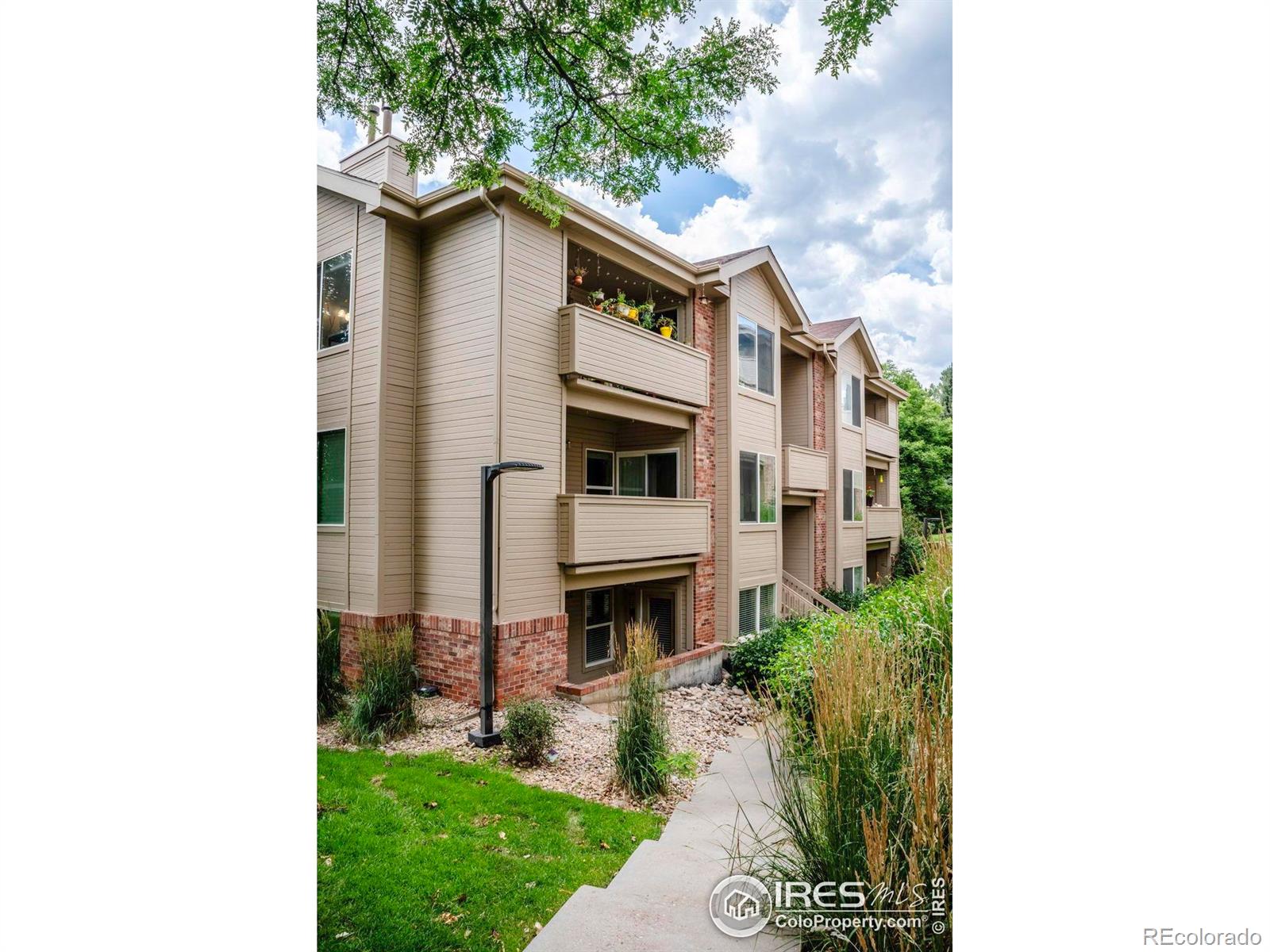 MLS Image #28 for 1830 w centennial drive,louisville, Colorado