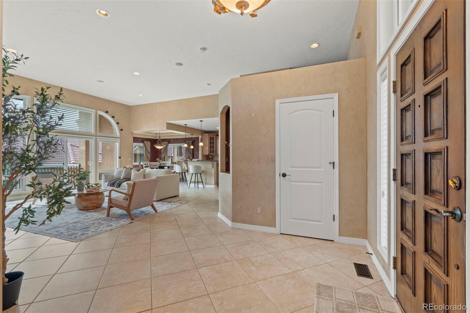 MLS Image #5 for 13789  paradise villas grove,colorado springs, Colorado