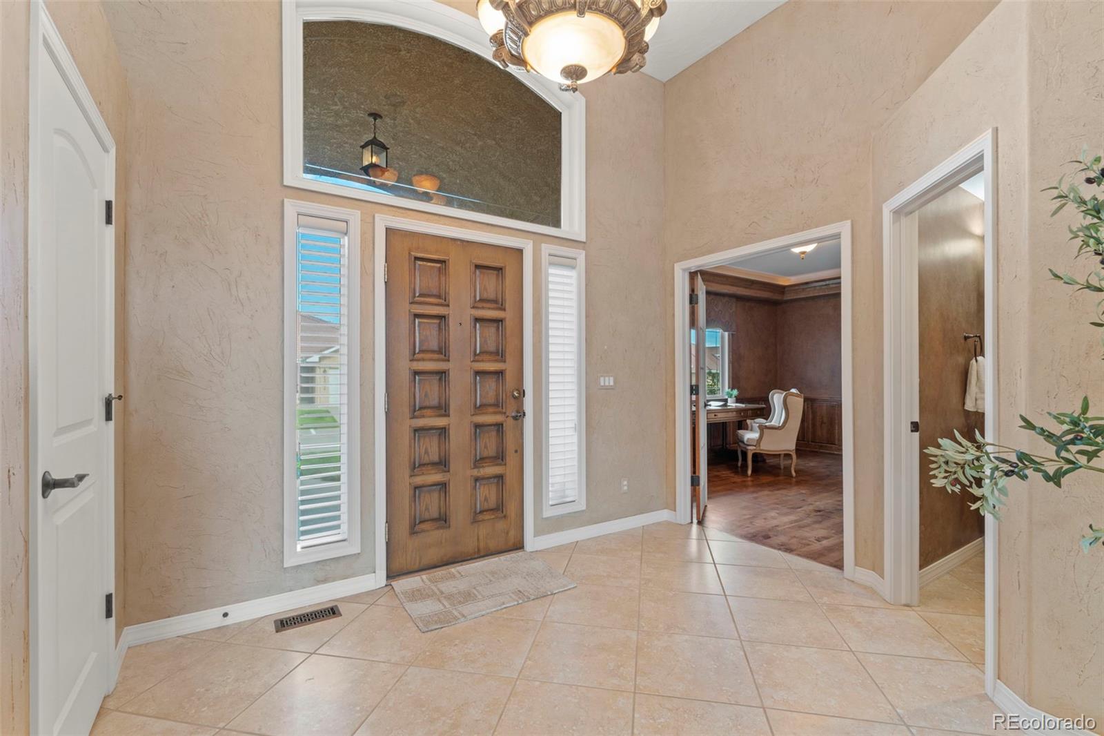 MLS Image #6 for 13789  paradise villas grove,colorado springs, Colorado