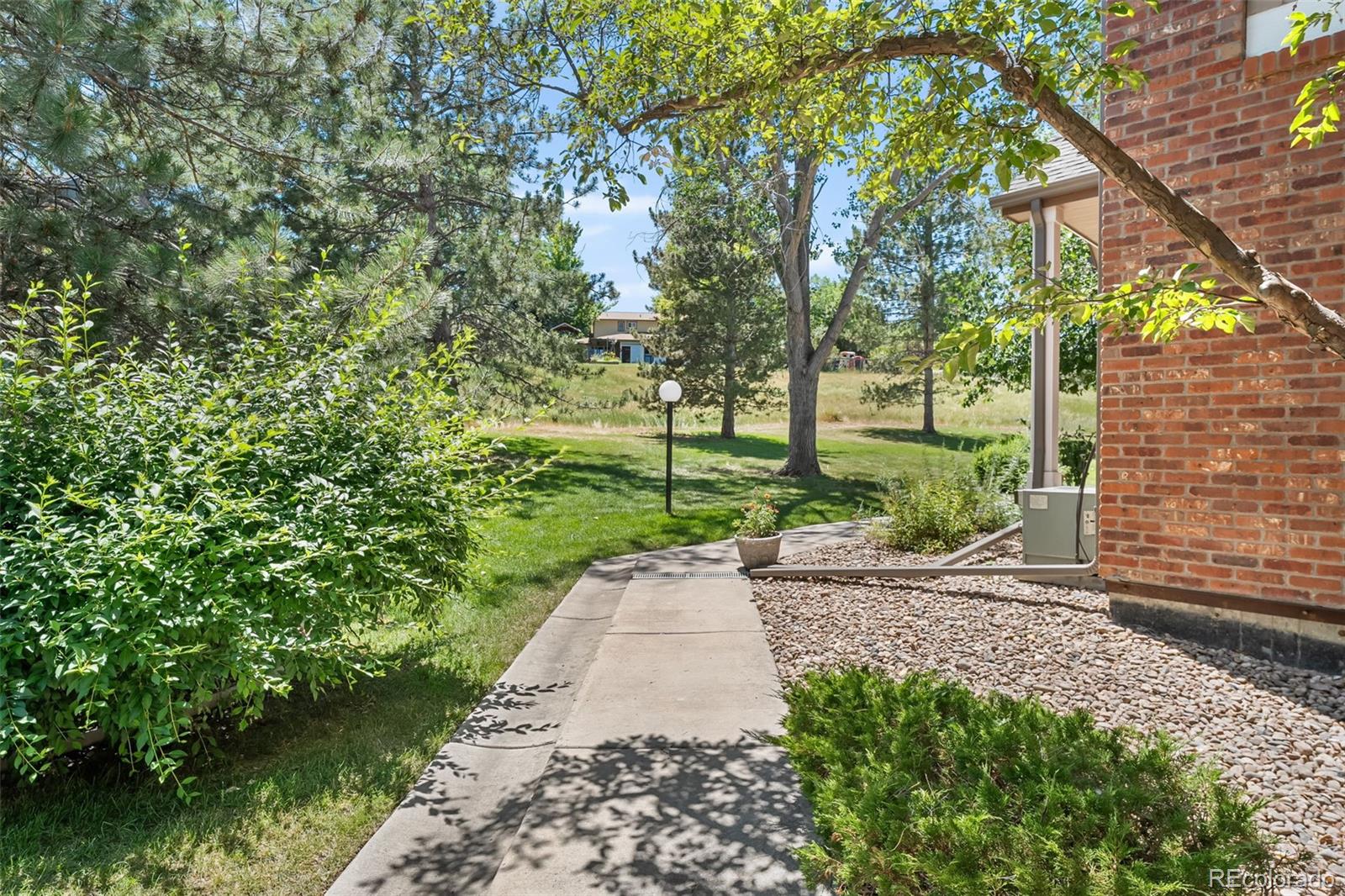 MLS Image #4 for 7600 w coal mine avenue b,littleton, Colorado