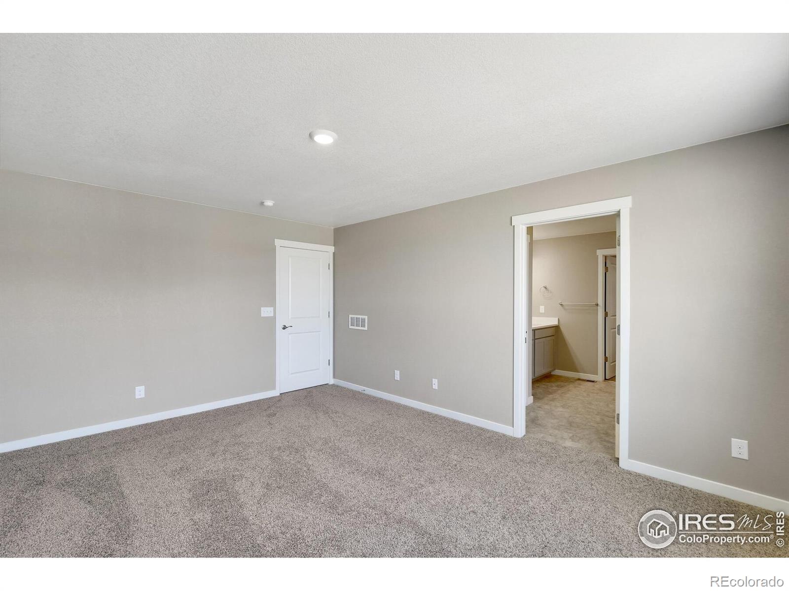 MLS Image #12 for 9910  biscay street,commerce city, Colorado
