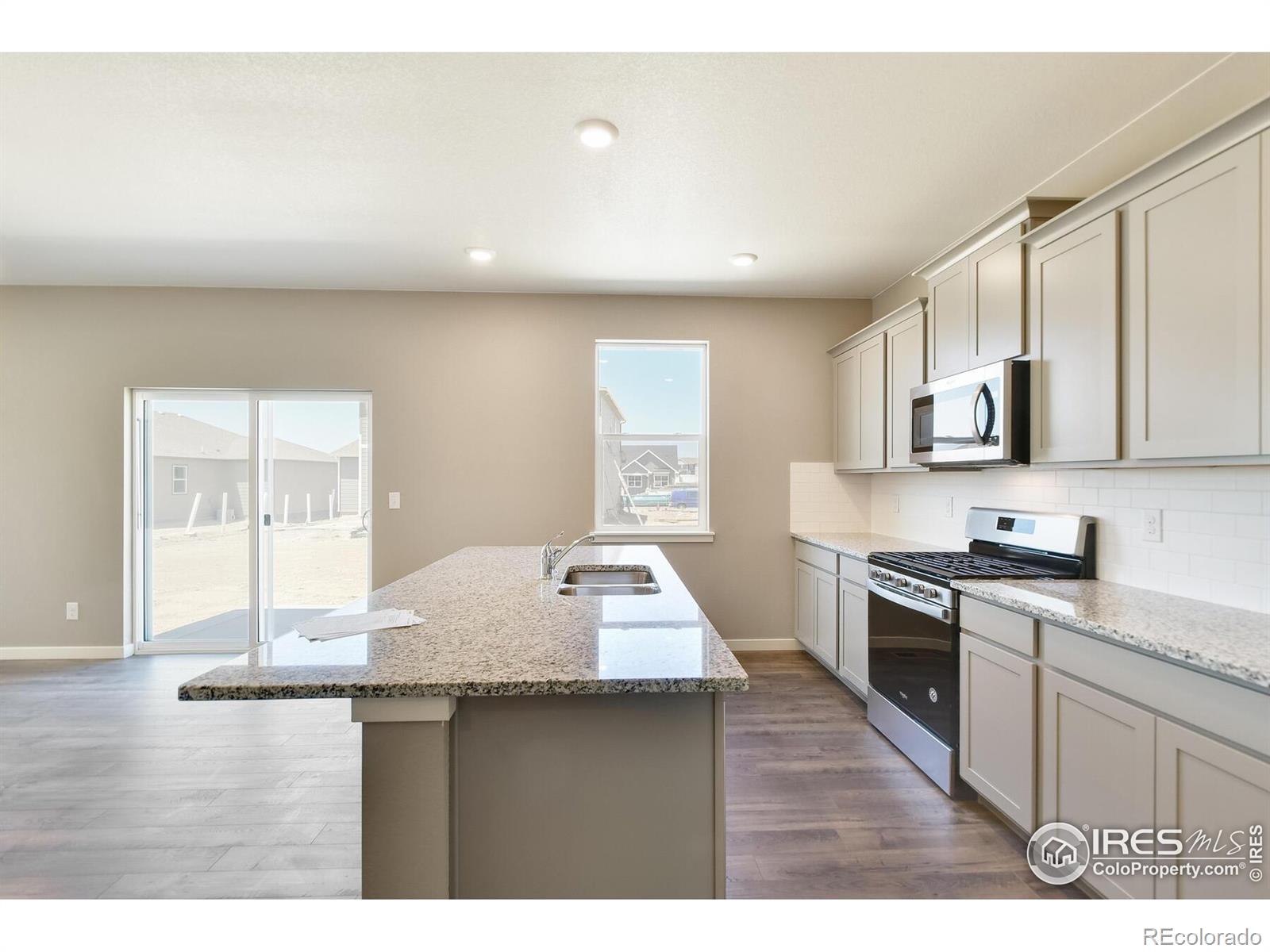 MLS Image #7 for 9910  biscay street,commerce city, Colorado