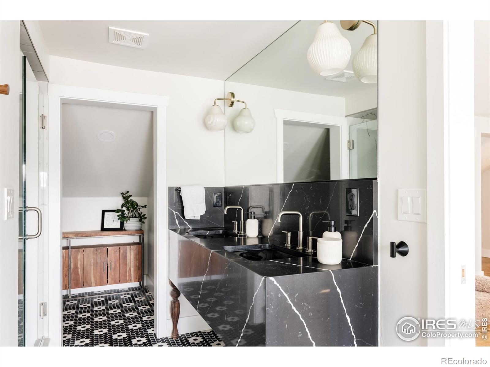 MLS Image #17 for 4452  stuart street,denver, Colorado