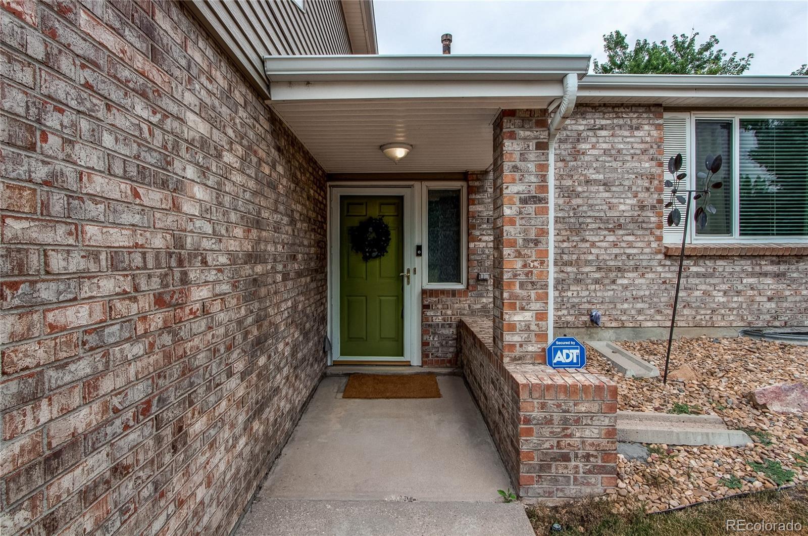 MLS Image #2 for 7287 s independence street,littleton, Colorado