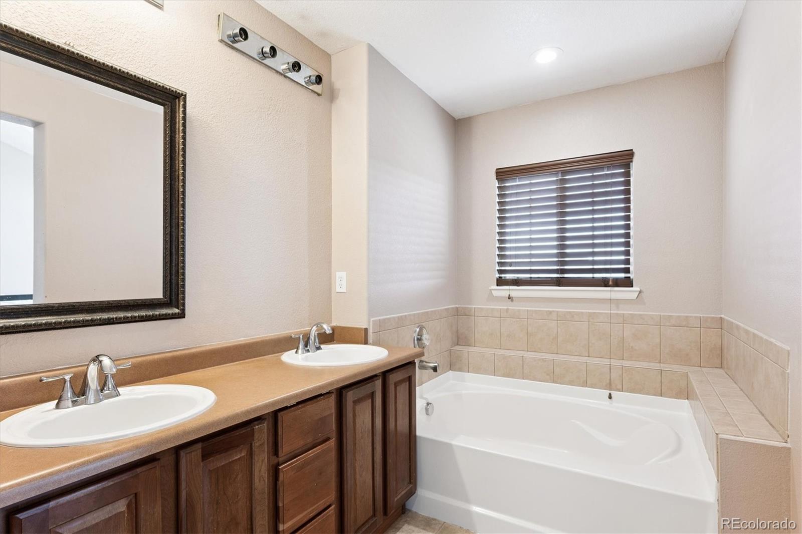 MLS Image #10 for 1401  turnberry drive ,castle rock, Colorado