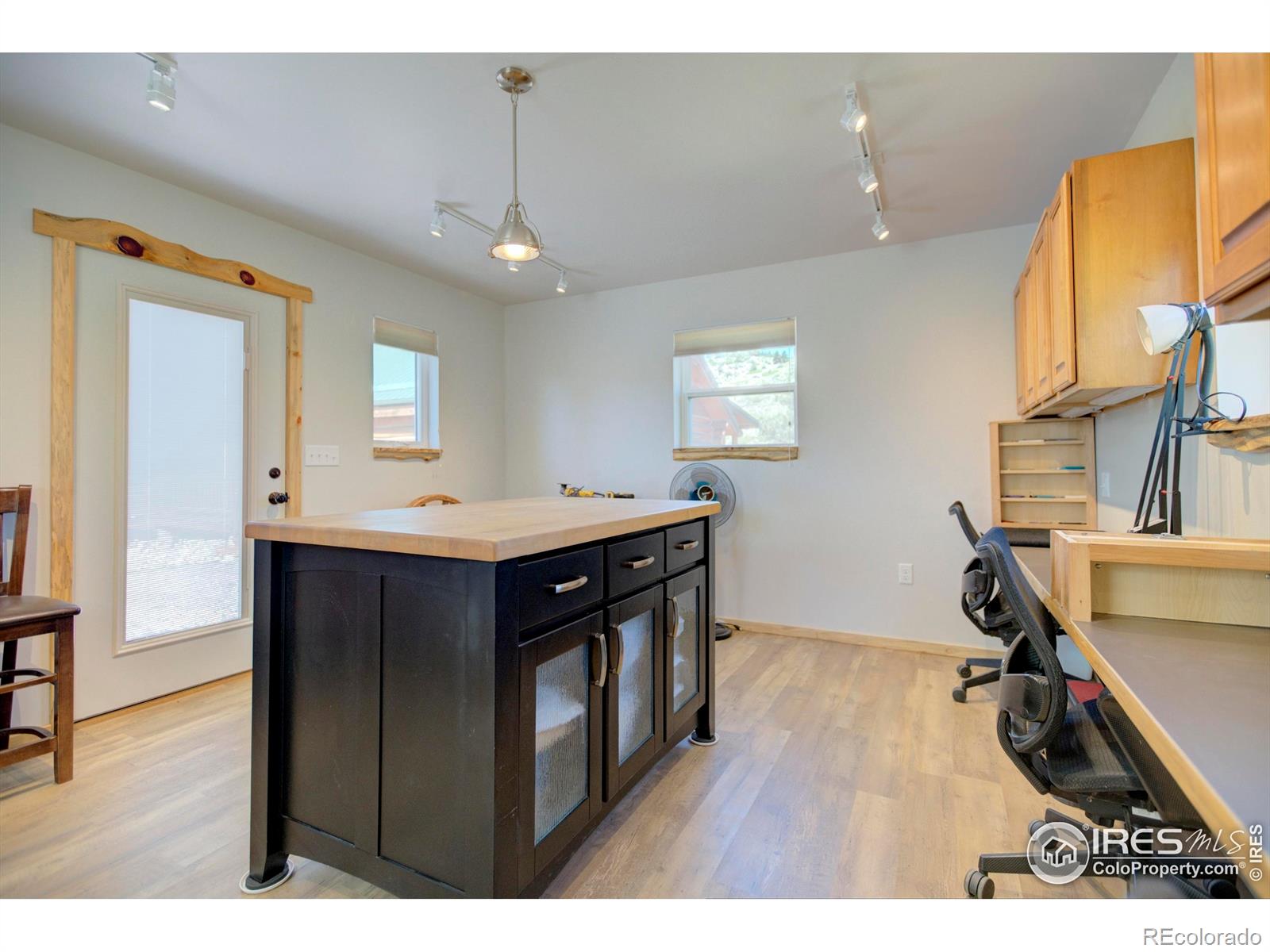 MLS Image #18 for 12547  county road 43 ,drake, Colorado