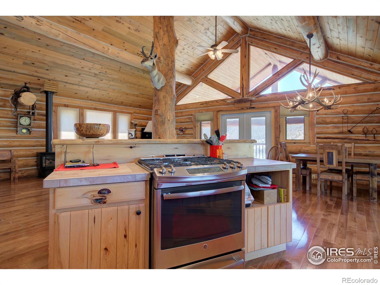 MLS Image #28 for 12547  county road 43 ,drake, Colorado