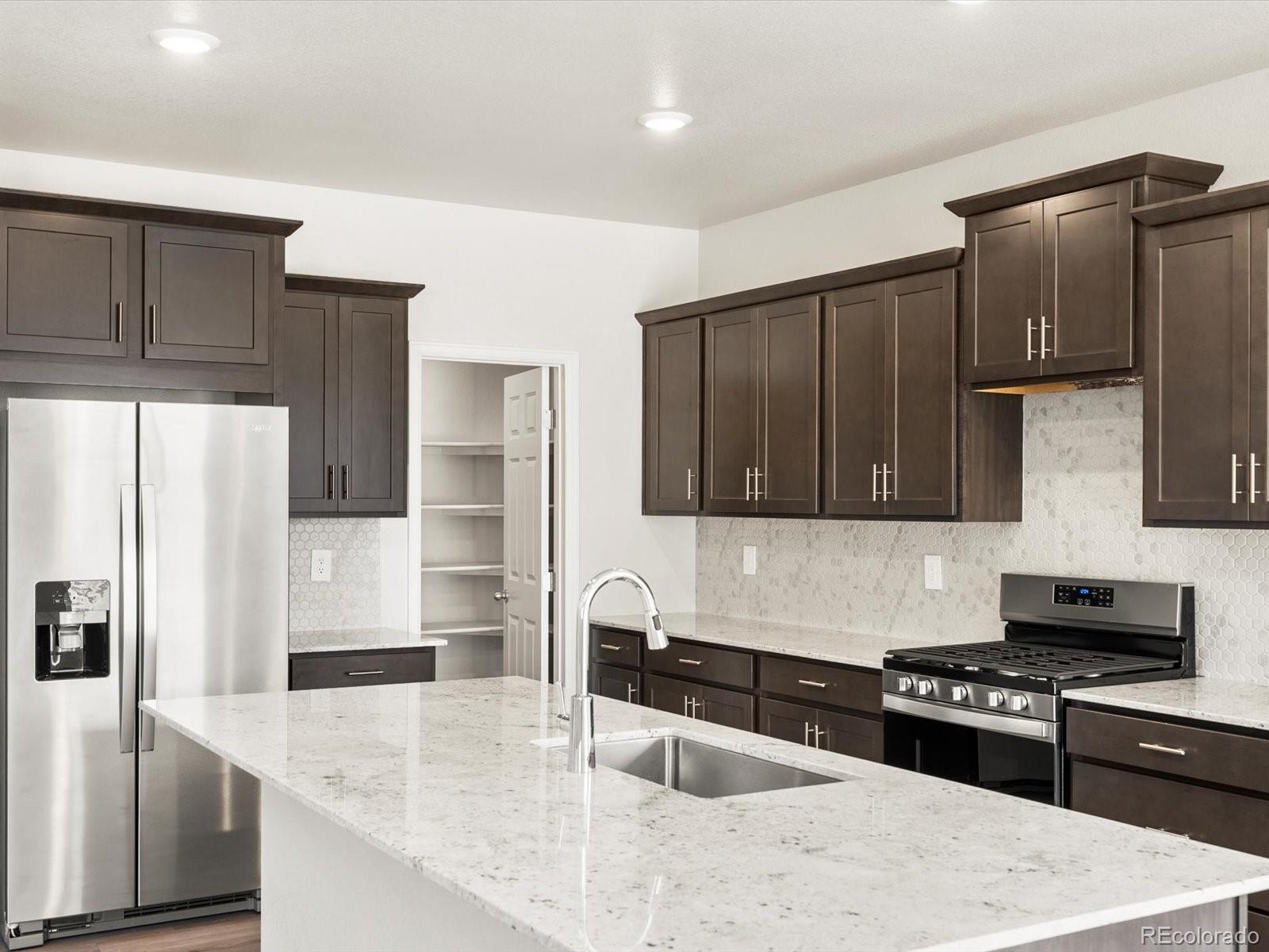 MLS Image #10 for 1612  colorado river drive,windsor, Colorado