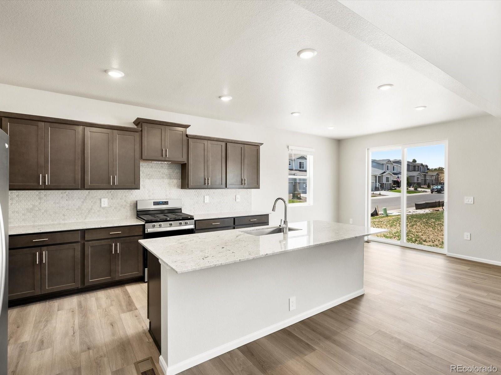 MLS Image #8 for 1612  colorado river drive,windsor, Colorado