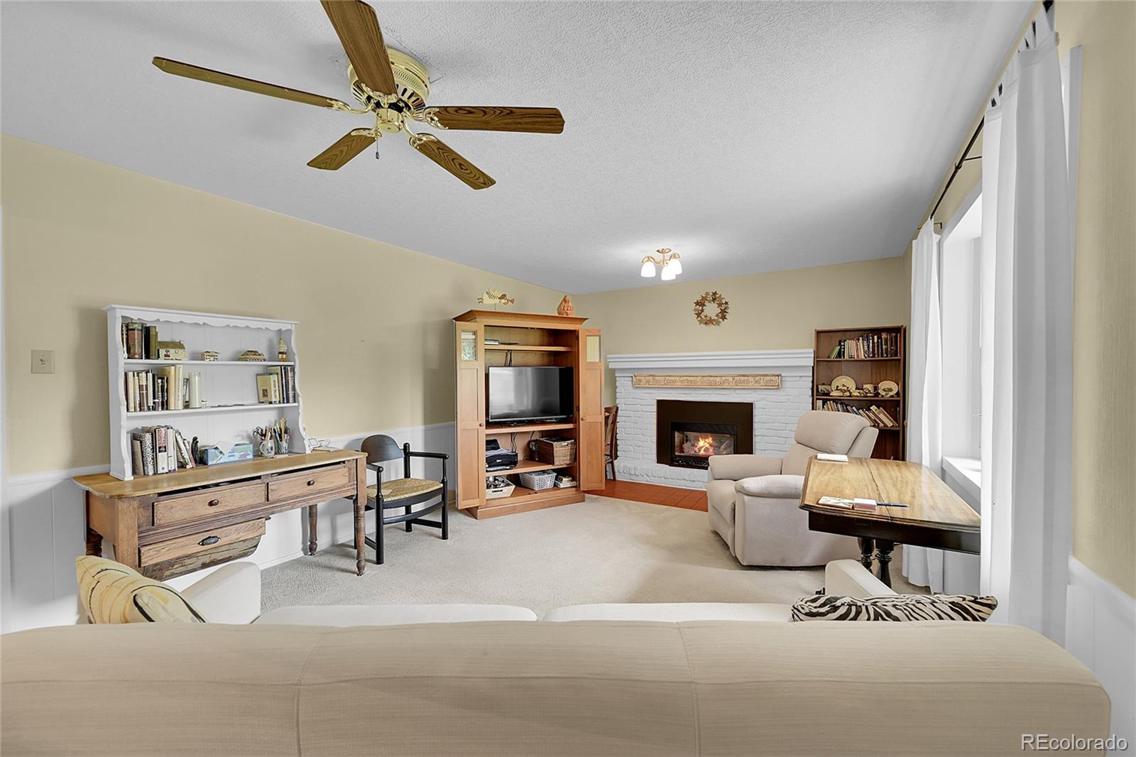 MLS Image #2 for 5850 s sherman way,centennial, Colorado