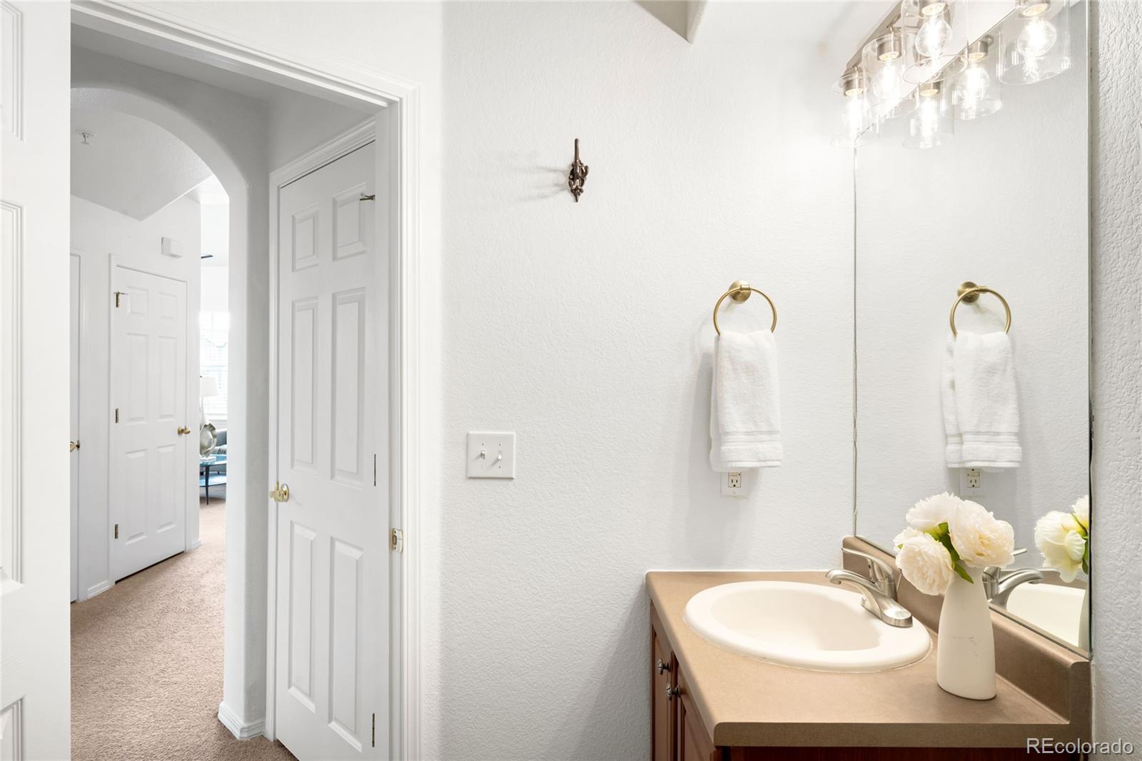 MLS Image #11 for 16386 e fremont avenue,aurora, Colorado
