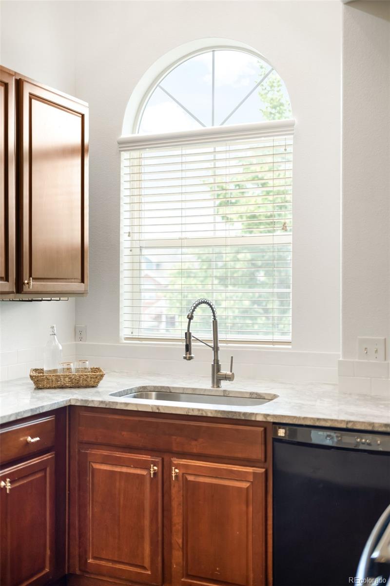 MLS Image #8 for 16386 e fremont avenue,aurora, Colorado