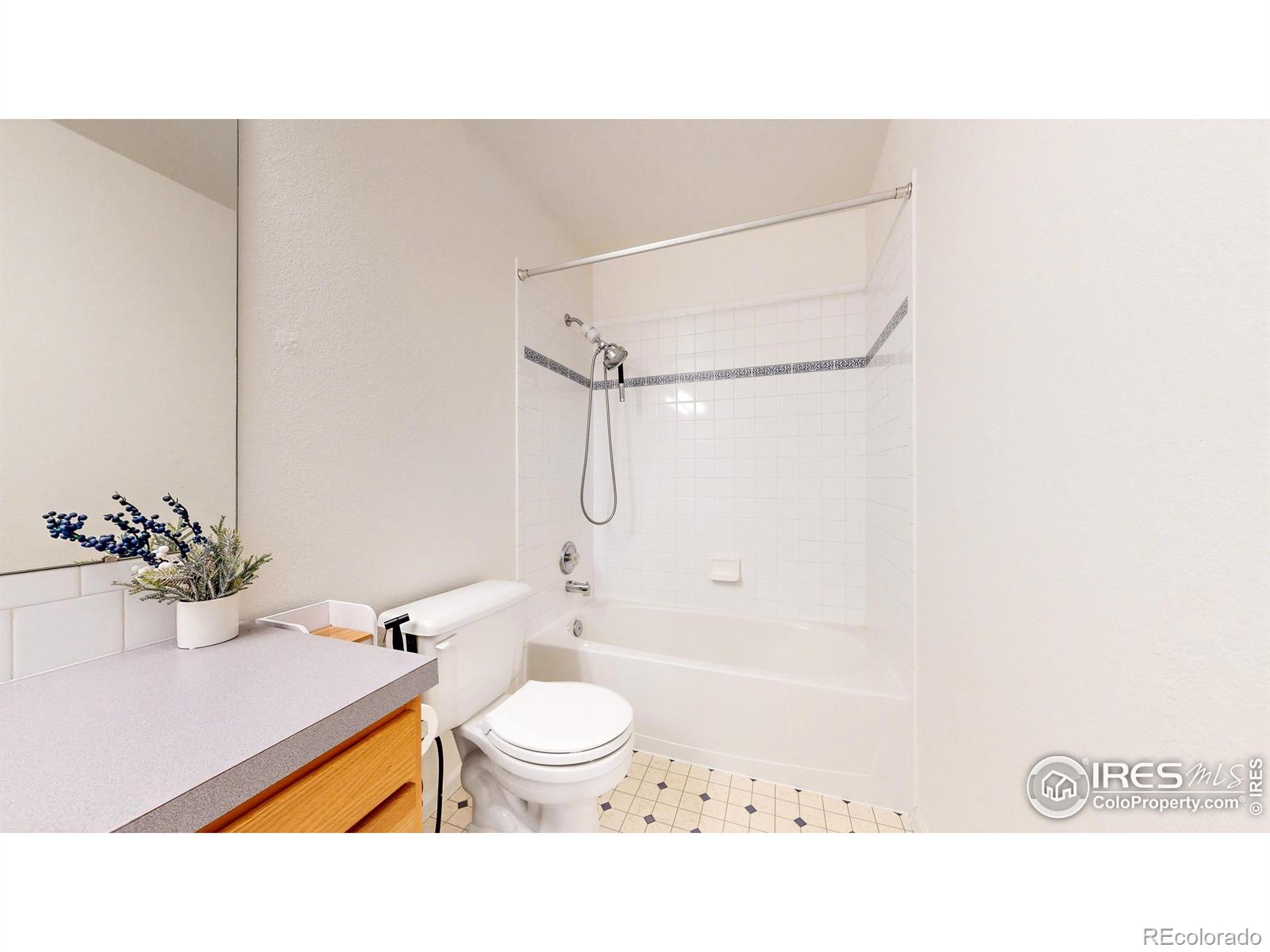 MLS Image #27 for 6706  avondale road,fort collins, Colorado