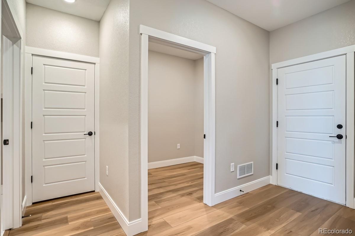 MLS Image #9 for 2404 w 69th place,denver, Colorado