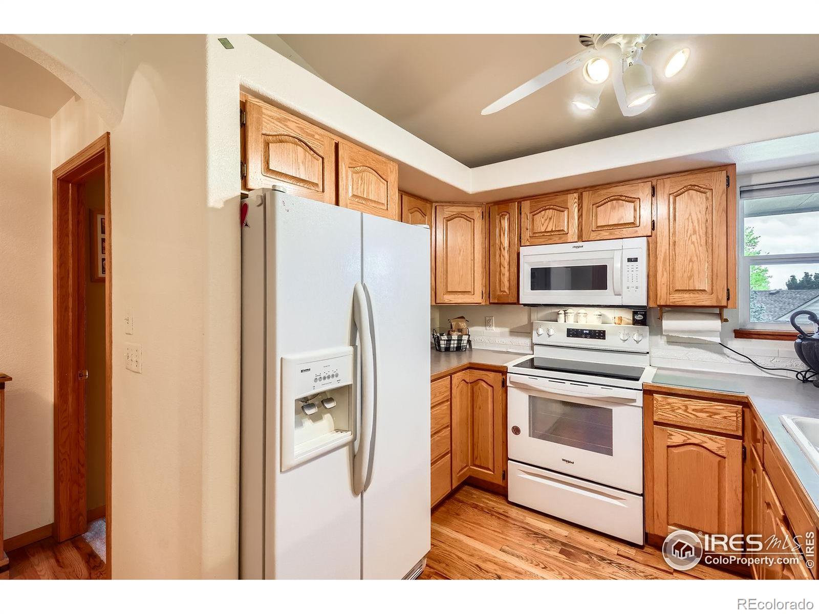 MLS Image #6 for 1121  country acres court,johnstown, Colorado