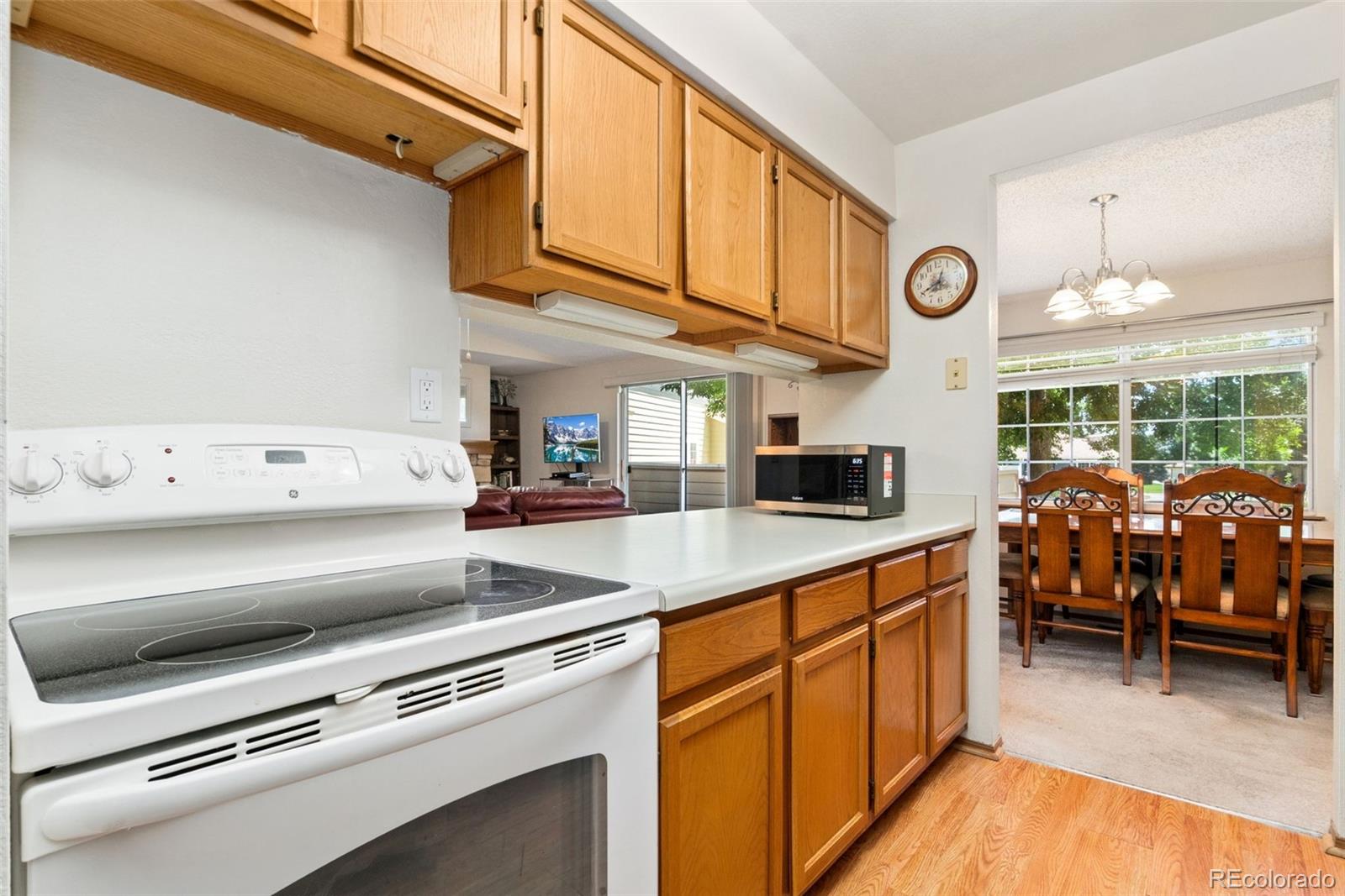 MLS Image #5 for 8404  everett way,arvada, Colorado