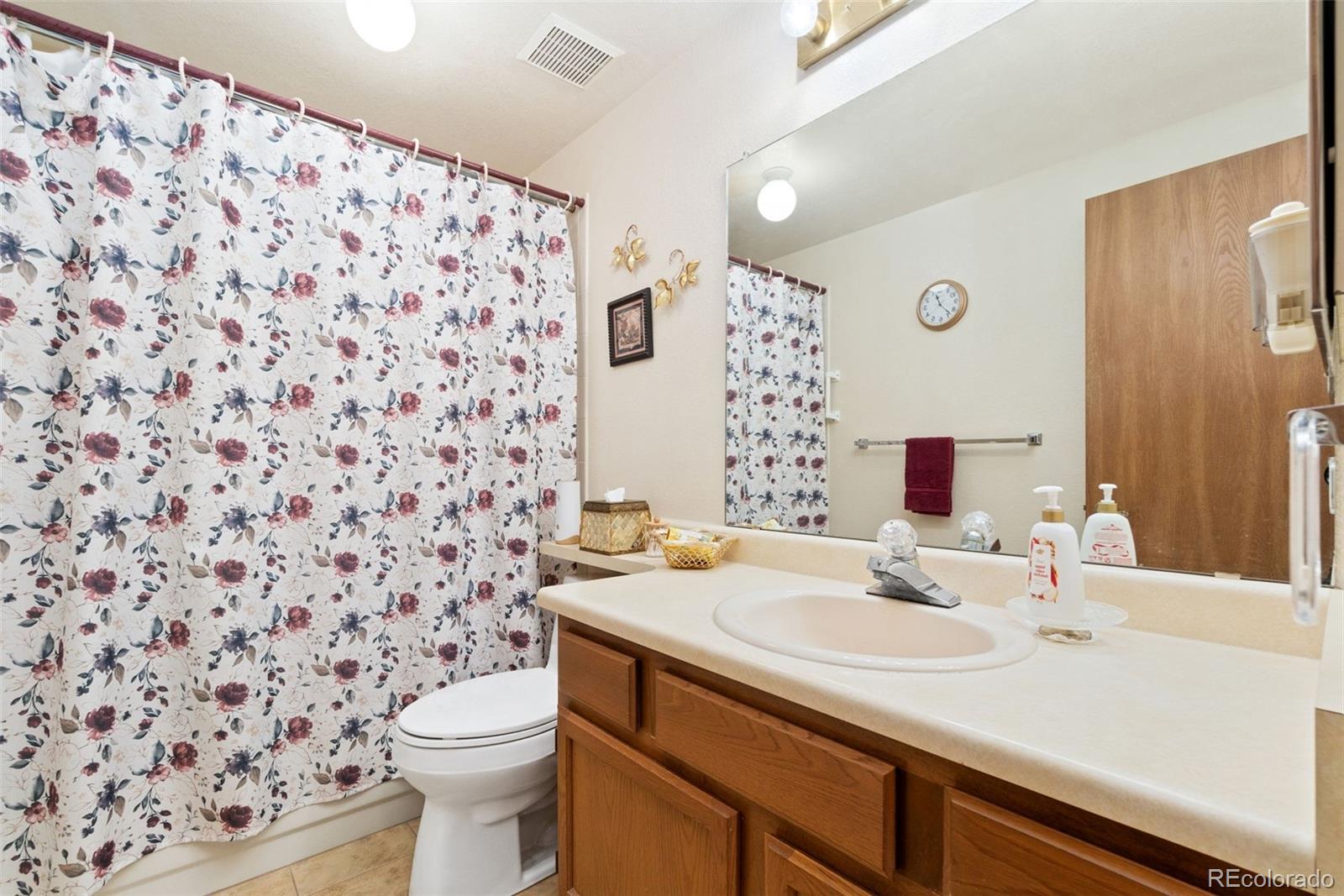 MLS Image #8 for 8404  everett way,arvada, Colorado