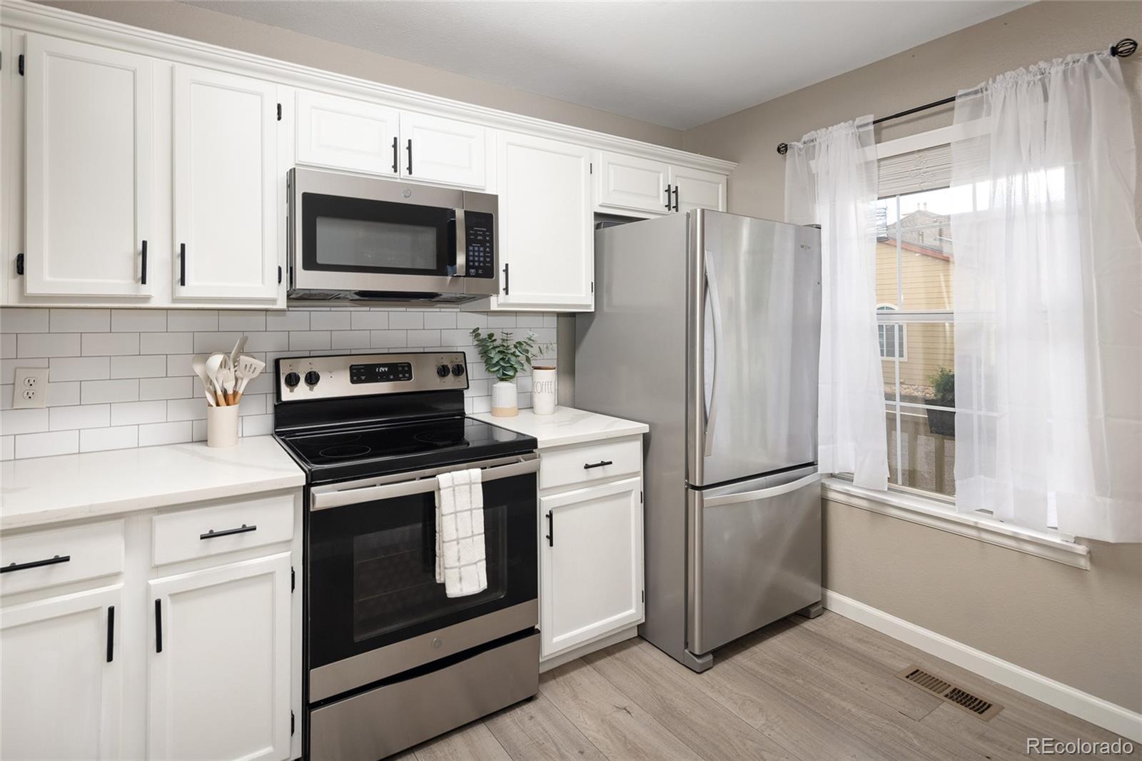 MLS Image #10 for 10587 w maplewood drive,littleton, Colorado