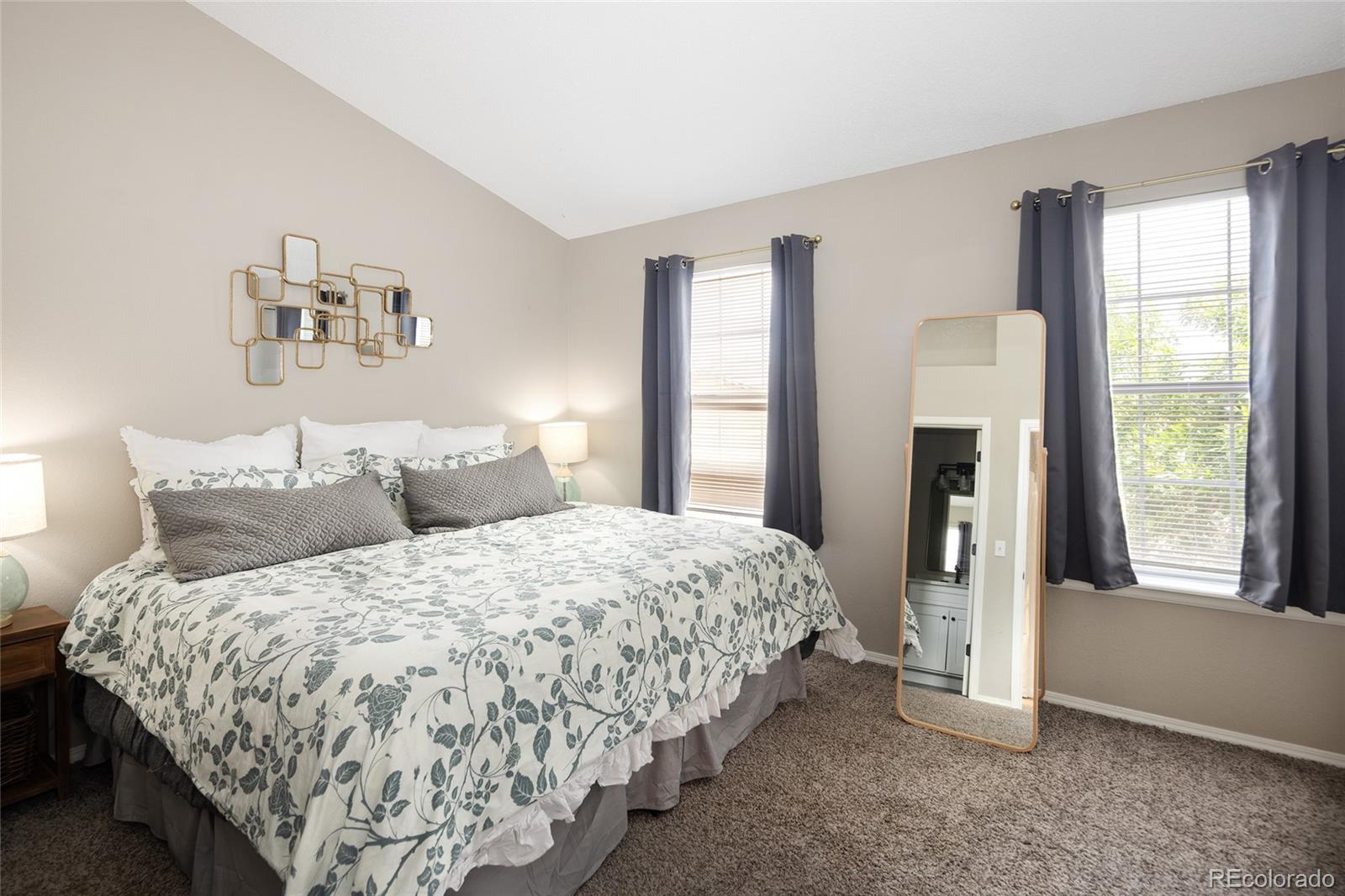 MLS Image #13 for 10587 w maplewood drive,littleton, Colorado