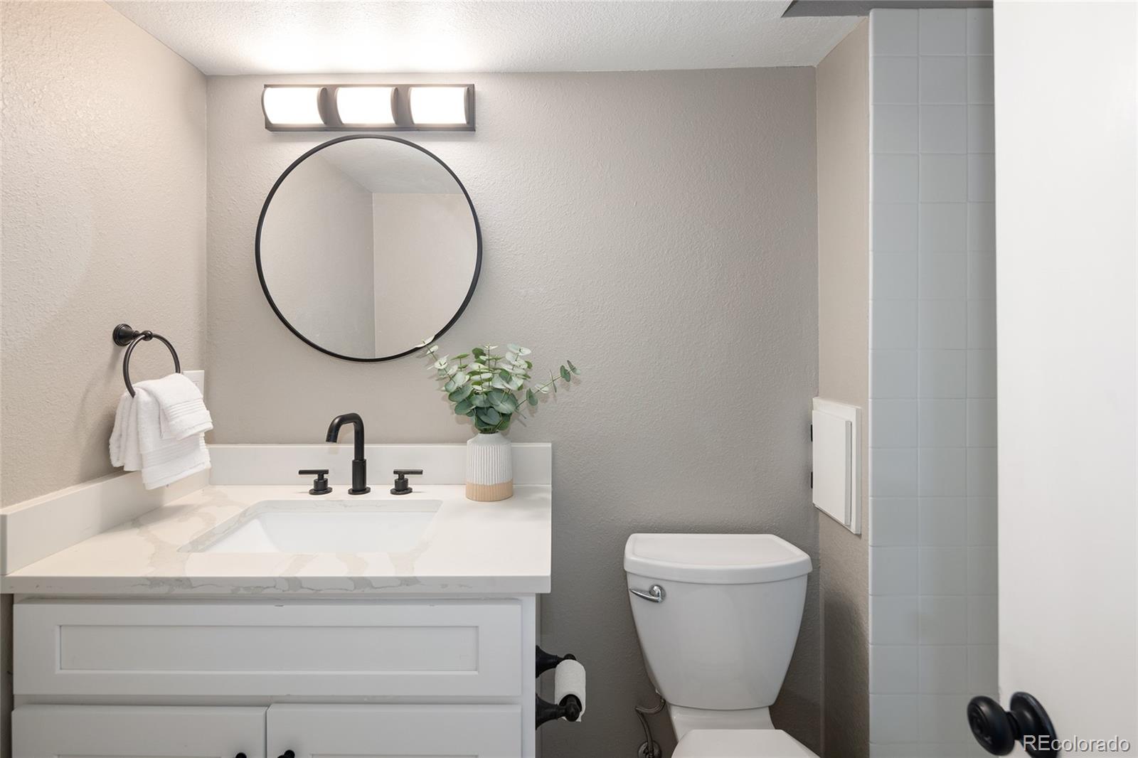 MLS Image #19 for 10587 w maplewood drive,littleton, Colorado