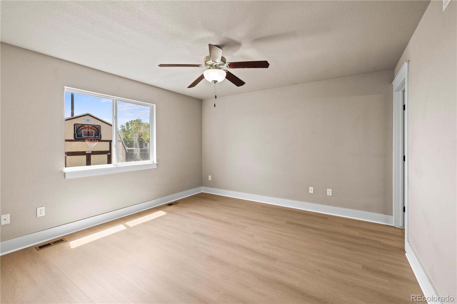 MLS Image #11 for 15  johnson circle,keenesburg, Colorado