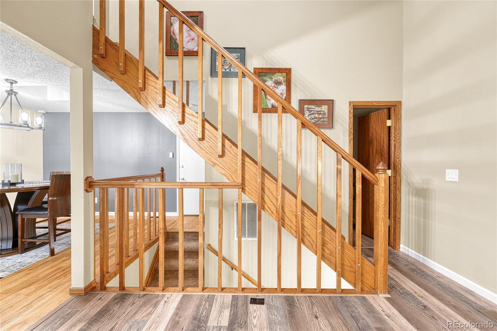MLS Image #10 for 3127 e long circle,centennial, Colorado