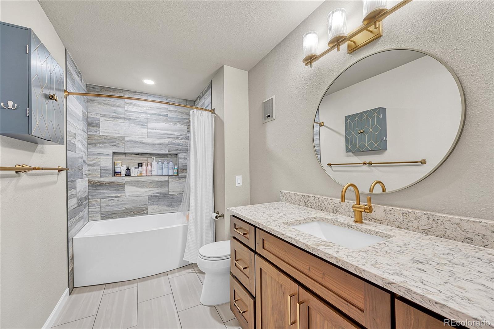 MLS Image #15 for 3127 e long circle,centennial, Colorado