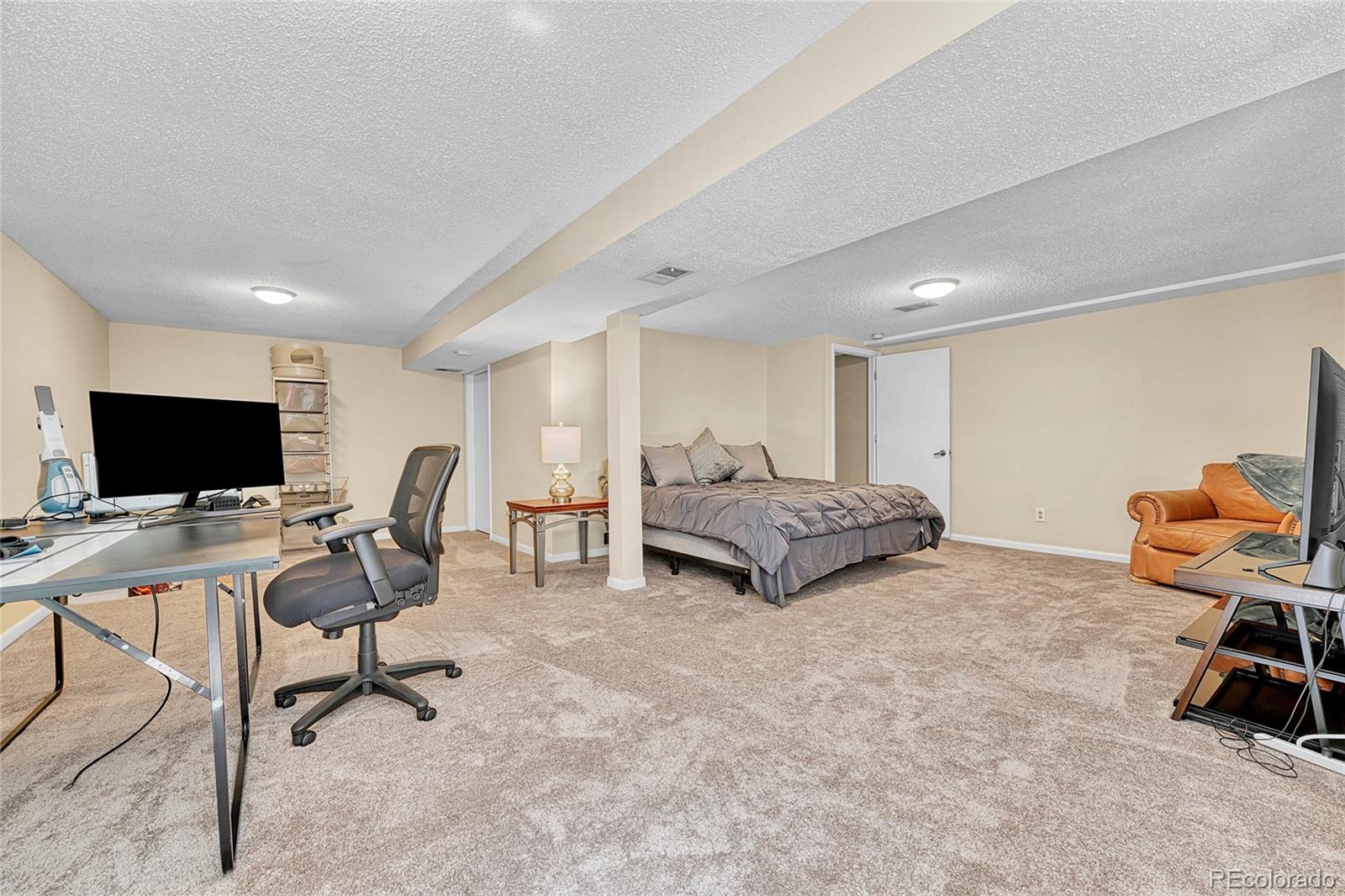 MLS Image #22 for 3127 e long circle,centennial, Colorado